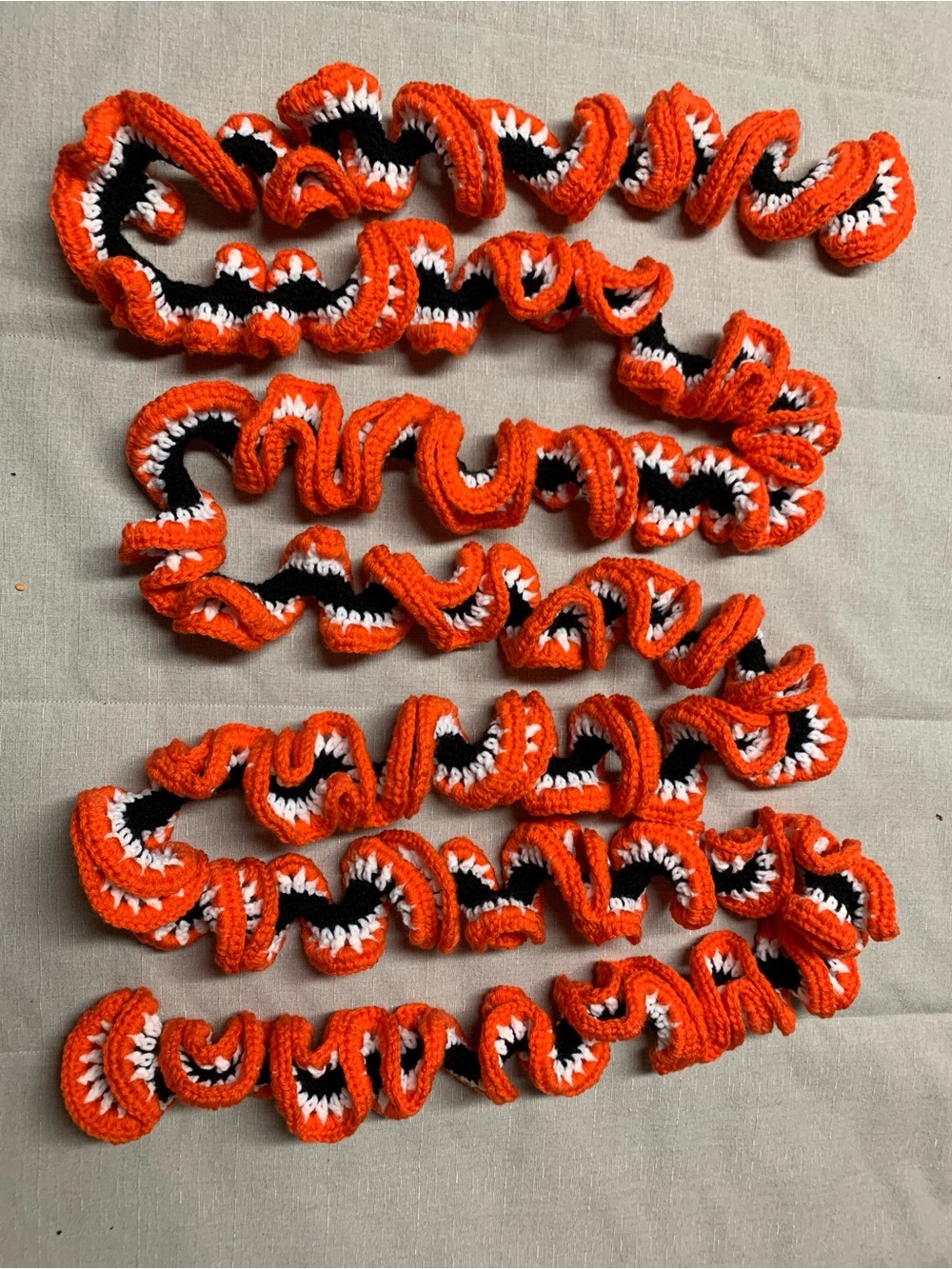 Garland Spiral Ruffle Orange White Black New Thick 150"  Long